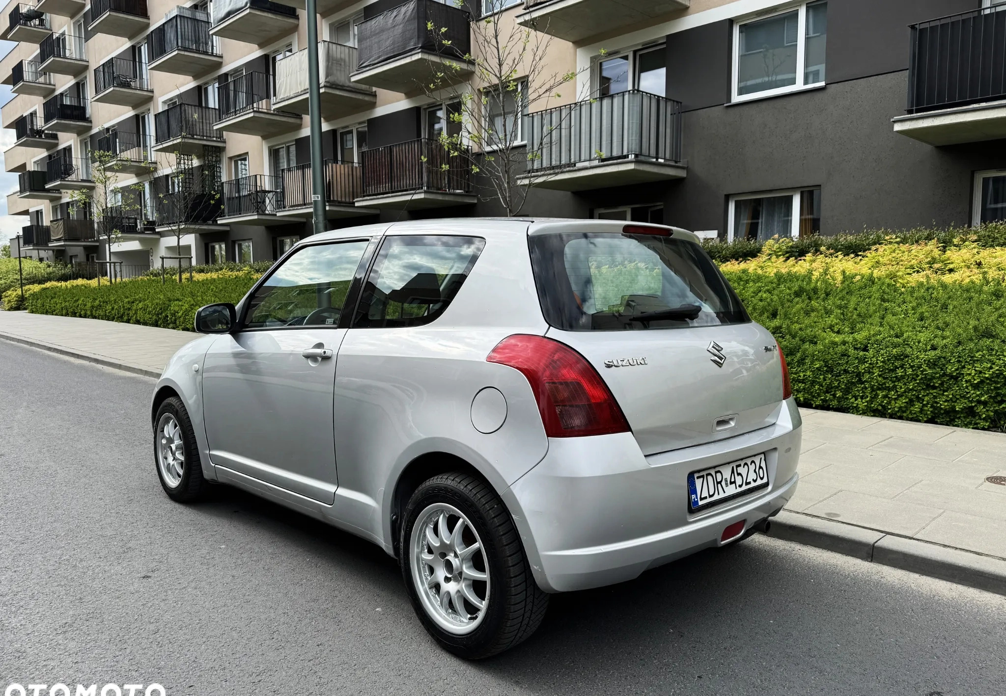 Suzuki Swift cena 14999 przebieg: 229000, rok produkcji 2005 z Warszawa małe 326